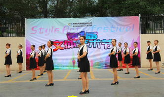 友好時(shí)尚購(gòu)物中心錢塘江路店成功舉辦“家人式”服務(wù)禮儀風(fēng)采大賽